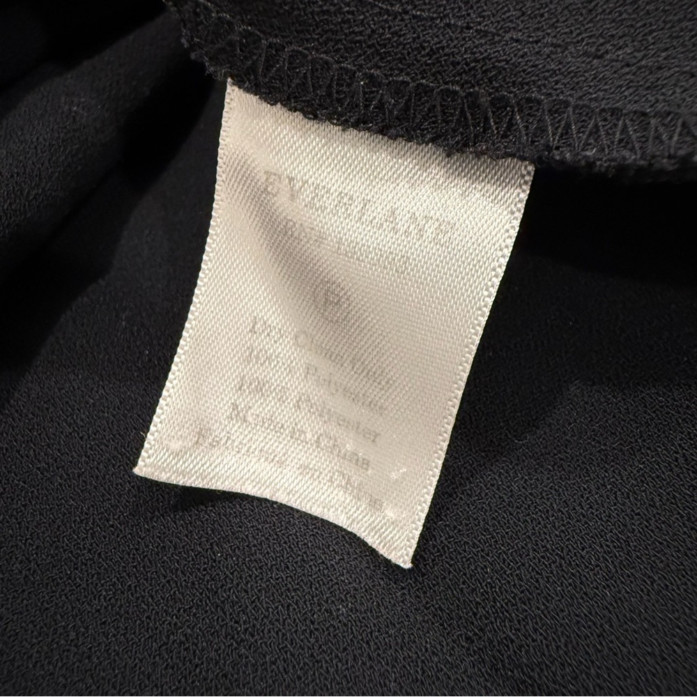 Everlane The Pleated Midi Skirt in Black - Picture 4 of 4